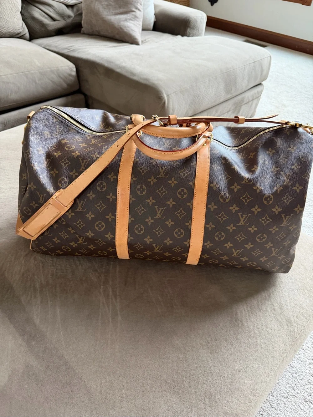 Louis Vuitton Monogram Keepall 60 Duffle Bandouliere Bag 55  🤎